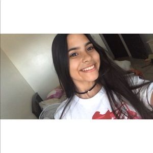 Meet your Posher, Anelisse